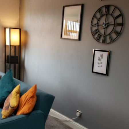 Hilltop Place Suites Near Doncaster Racecourse Exteriör bild