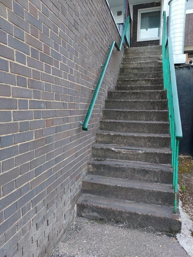Hilltop Place Suites Near Doncaster Racecourse Exteriör bild