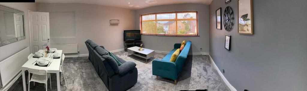Hilltop Place Suites Near Doncaster Racecourse Exteriör bild
